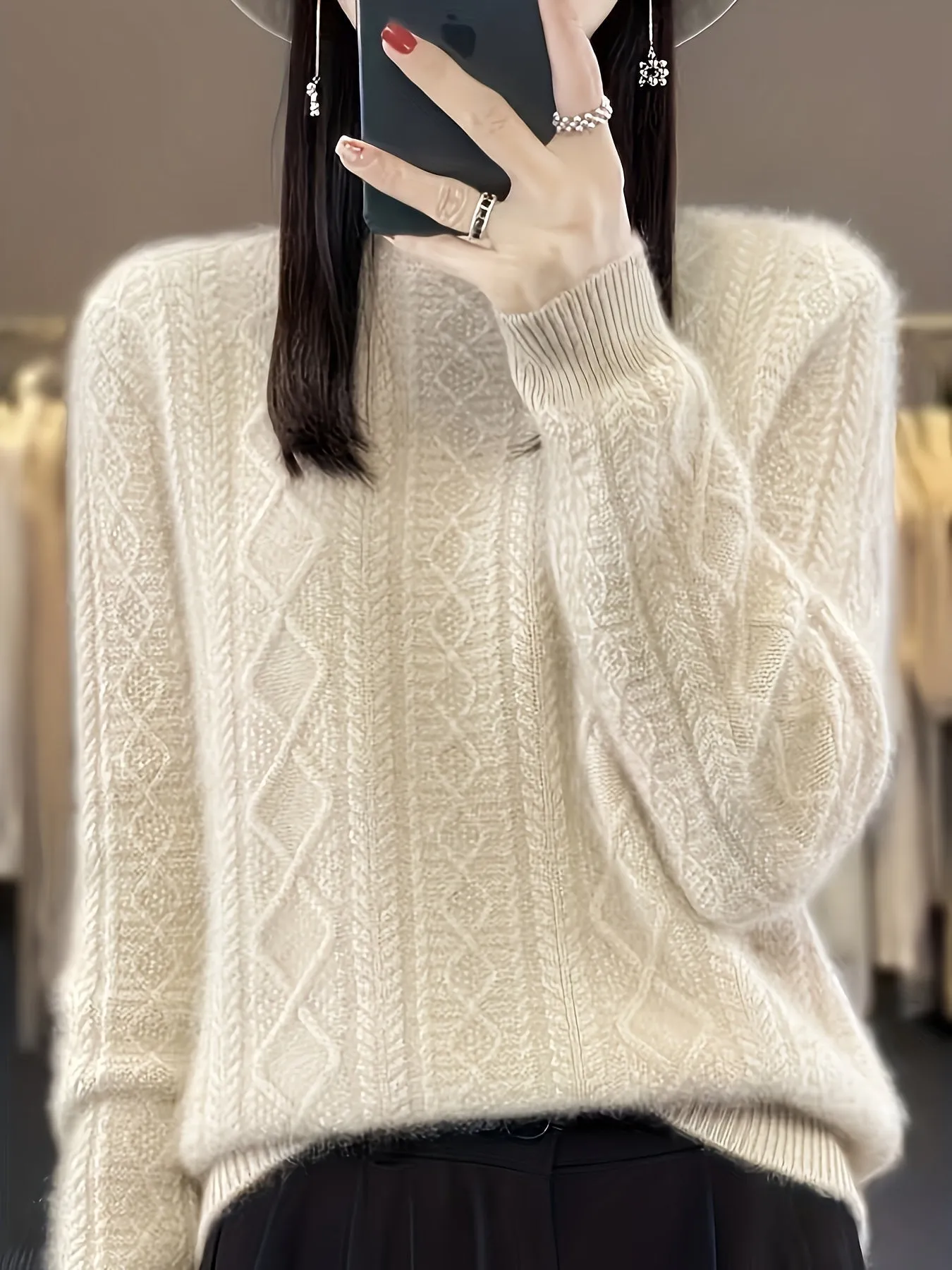 Comfortable Wool Knit Pullover Sweater with Cozy Long Sleeves for Women | Ideal for Winter