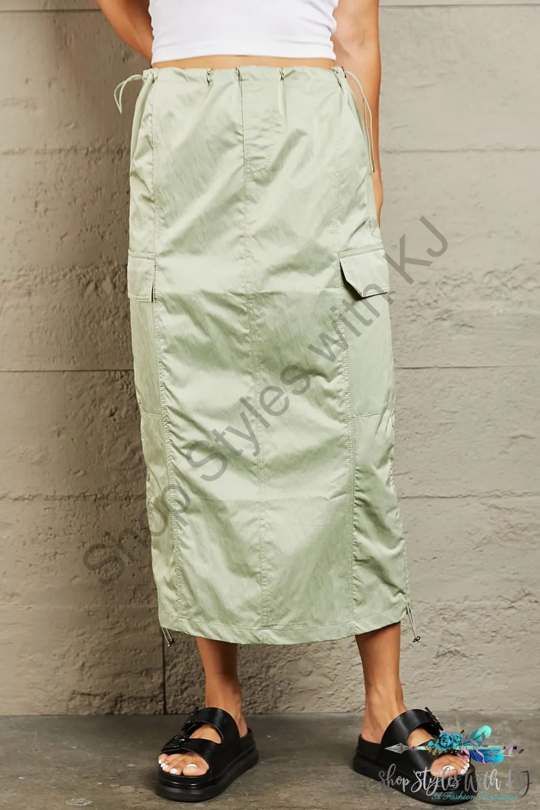 Just In Time High Waisted Cargo Midi Skirt