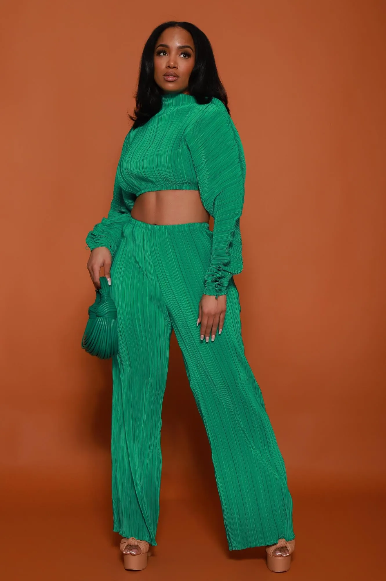 Let Me Leave Crinkled Cropped Pants Set - Green