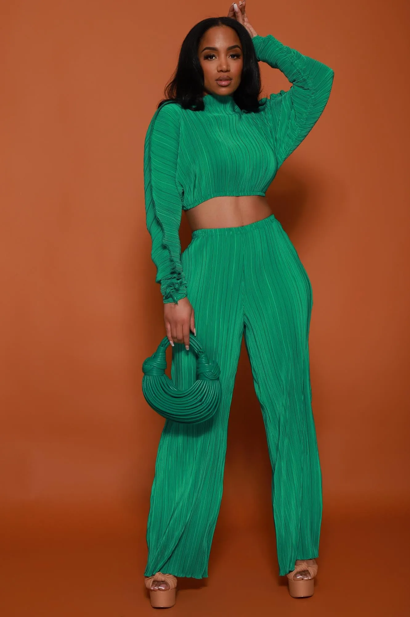 Let Me Leave Crinkled Cropped Pants Set - Green