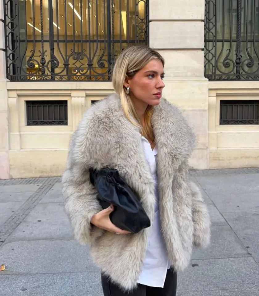 Mary - Luxurious Faux Fur Coat