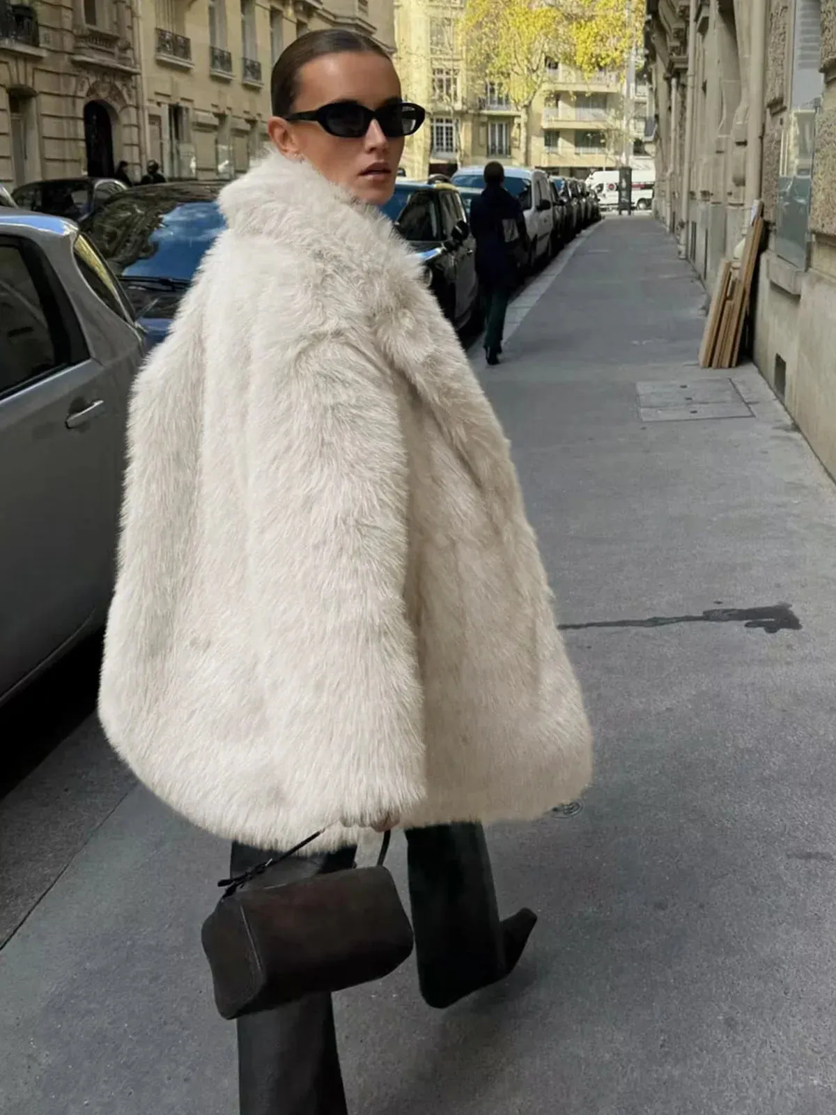 Oversized Fuzzy Women Faux Fur Coat