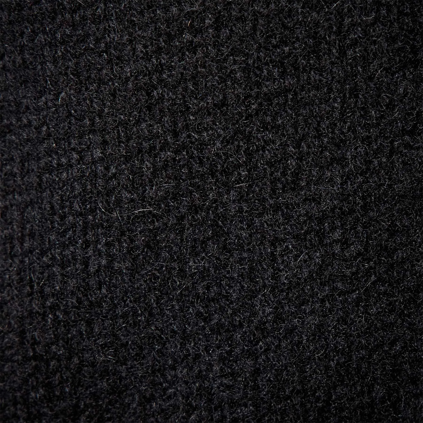 Shrunken Recycled Cashmere Cardigan - Black