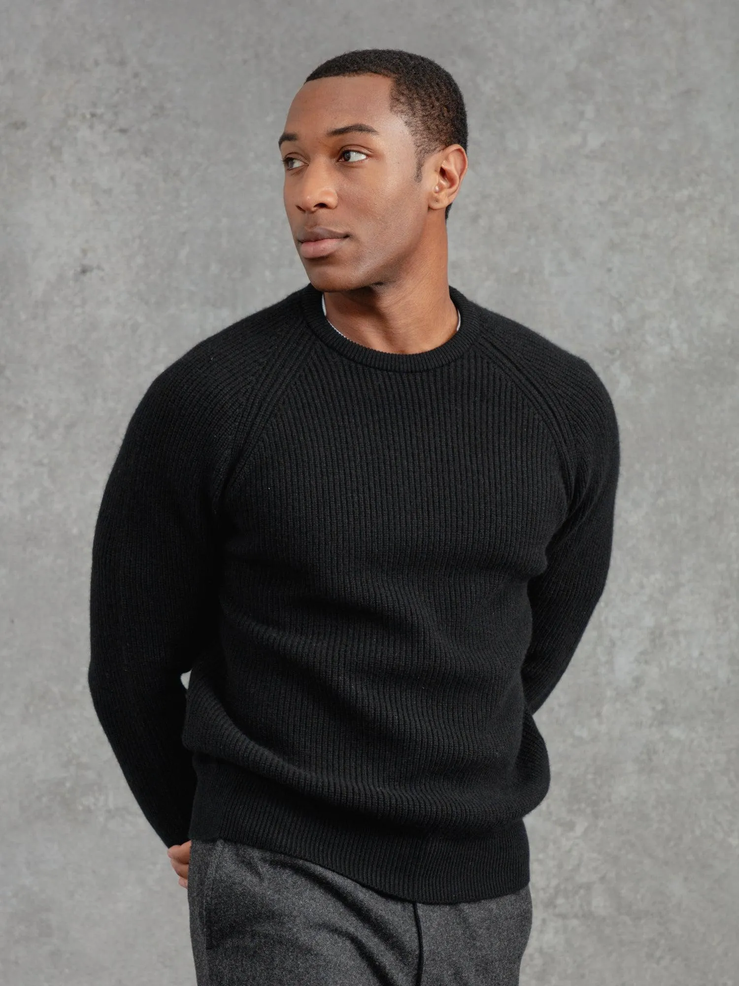 The Cashmere Raglan Crew Neck