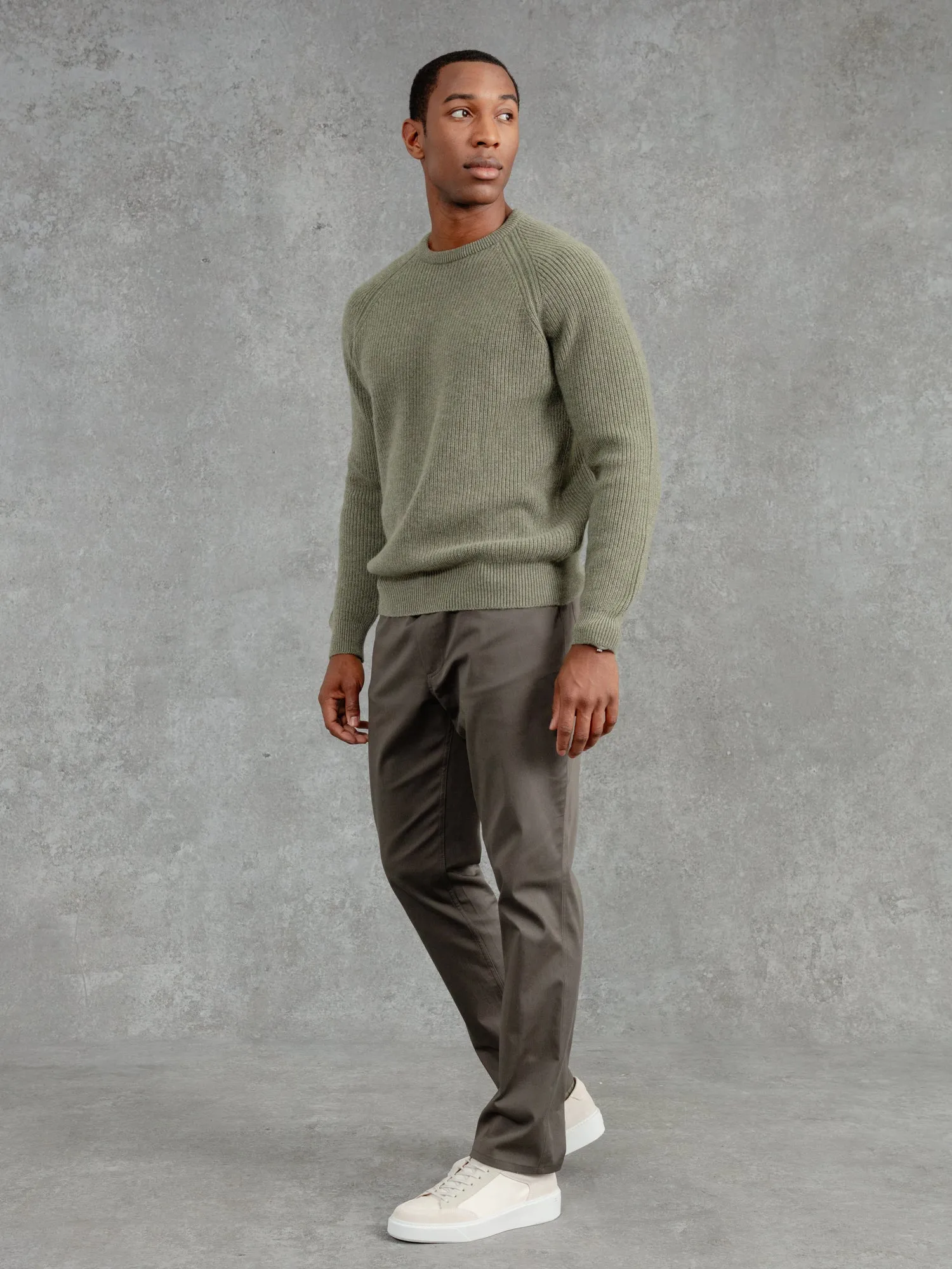 The Cashmere Raglan Crew Neck