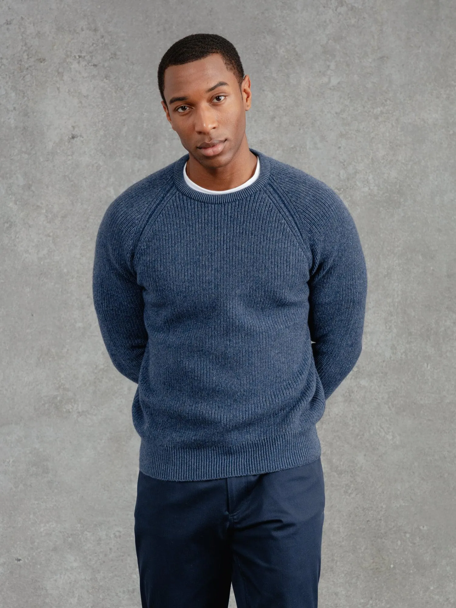 The Cashmere Raglan Crew Neck